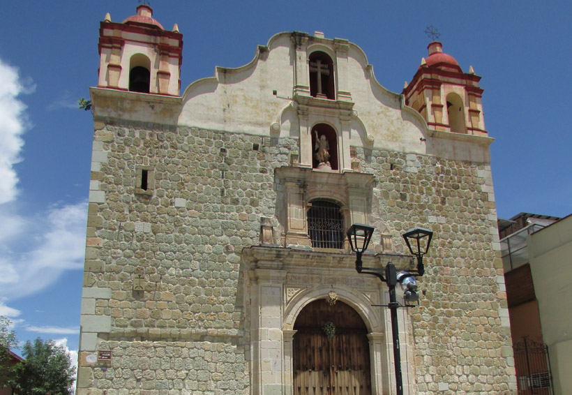 Cautiva a los turistas los templos católicos de Oaxaca