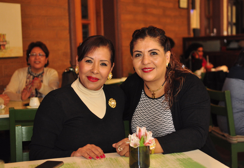 Entre amigas | El Imparcial de Oaxaca Entre amigas | El Imparcial de Oaxaca