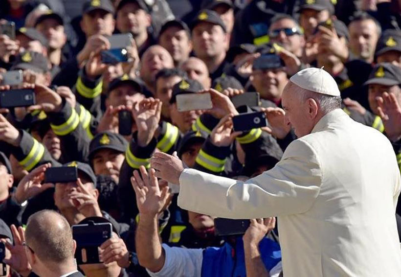 La misa no es un espectáculo: Francisco pide apagar el celular durante liturgia | El Imparcial de Oaxaca La misa no es un espectáculo: Francisco pide apagar el celular durante liturgia | El Imparcial de Oaxaca
