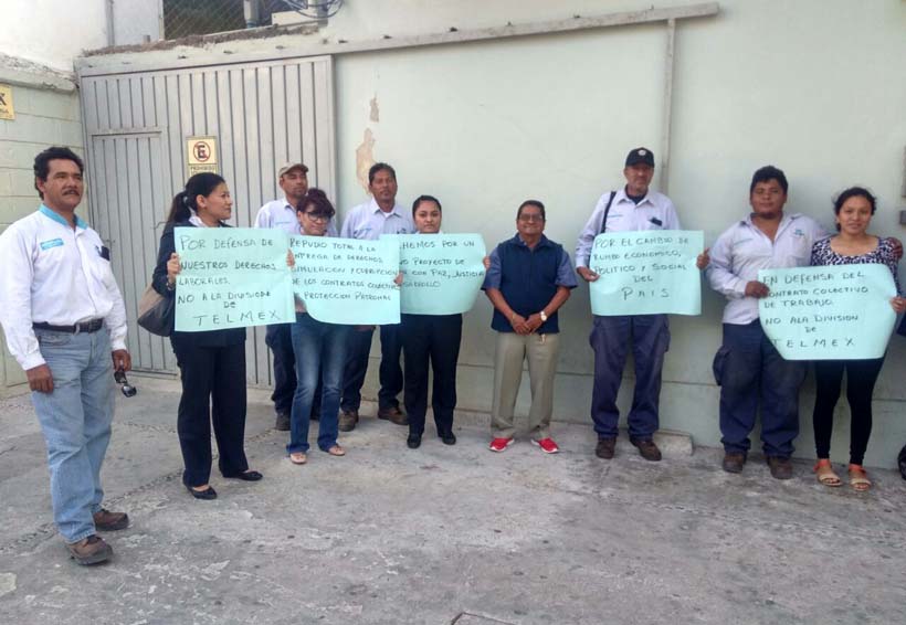 Telefonistas protestan en Salina Cruz, Oaxaca