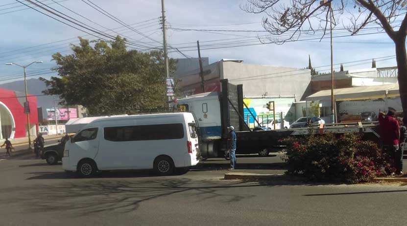 Impacta Urvan a torton en Oaxaca | El Imparcial de Oaxaca Impacta Urvan a torton en Oaxaca | El Imparcial de Oaxaca