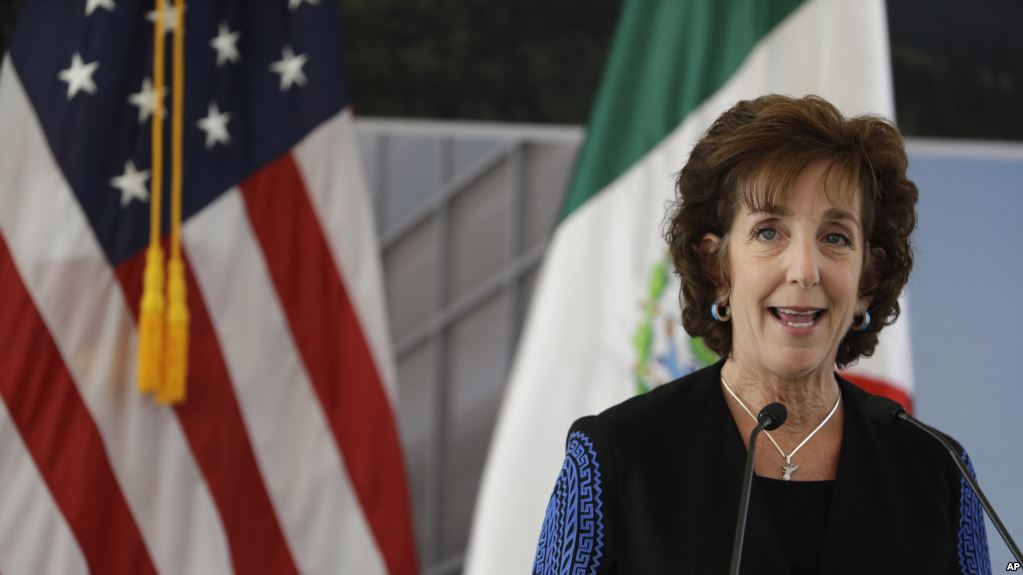 Embajadora de EU en México renuncia a su cargo. Noticias en tiempo real