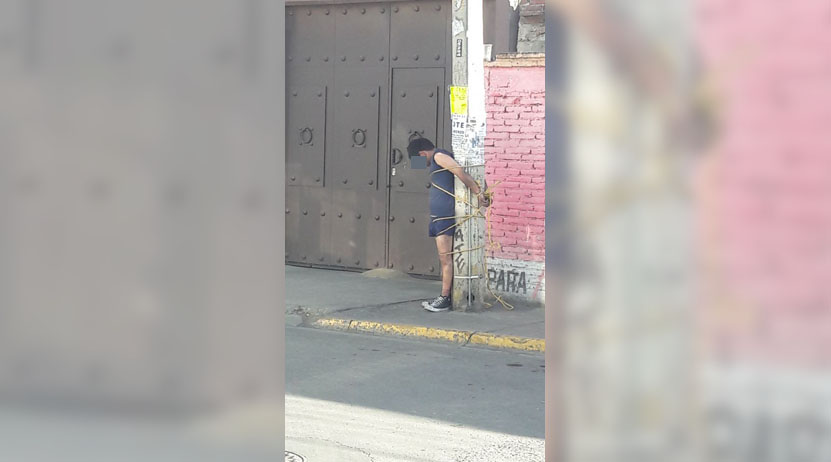 Lo querían linchar; solo lo amarraron | El Imparcial de Oaxaca Lo querían linchar; solo lo amarraron | El Imparcial de Oaxaca