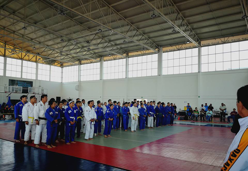 Judocas dan la cara en la Universiada Regional en Puebla. Noticias en tiempo real