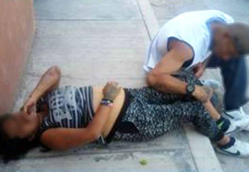 Joven embarazada derrapa en  su motocicleta en Huajuapan de León, Oaxaca. Noticias en tiempo real