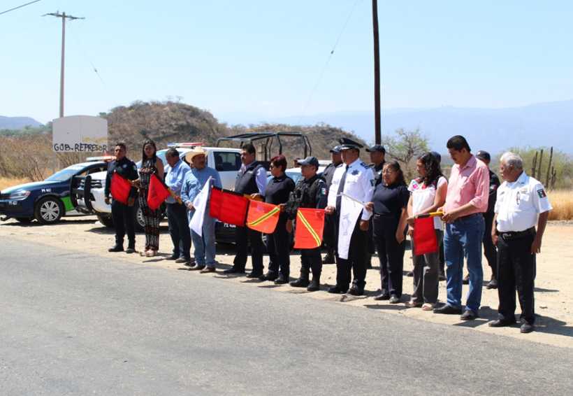 Oaxaca y Puebla se  unen en operativo  Semana Santa en Teotitlán de Flores Magón, Oaxaca. Noticias en tiempo real