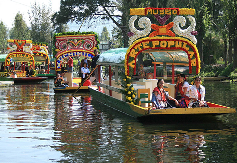Ya puedes reservar tours en trajinera por Xochimilco a través de Internet. Noticias en tiempo real