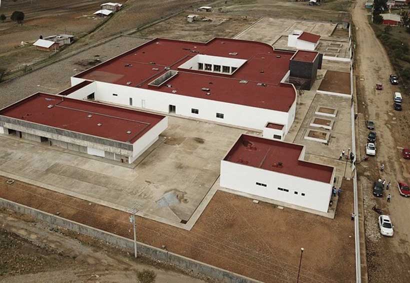 Avanza Hospital  de Especialidades de Tlaxiaco, Oaxaca. Noticias en tiempo real