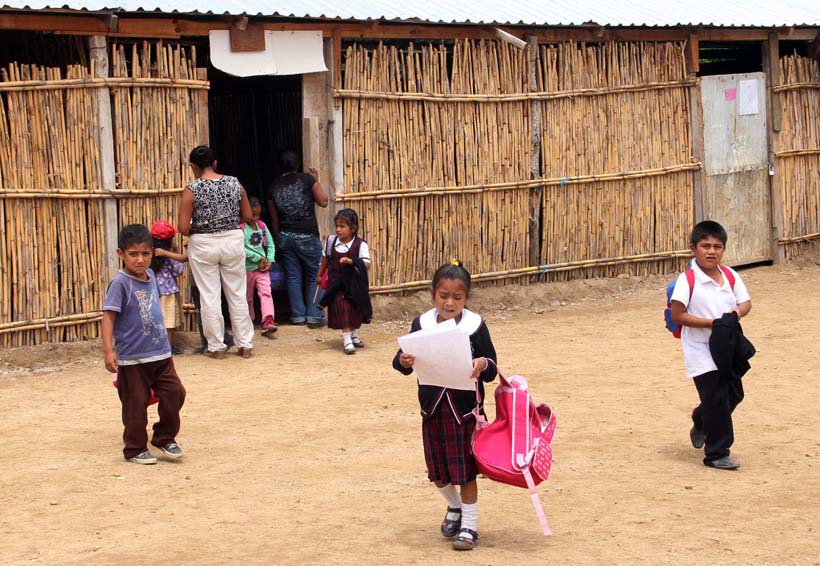 No acatan horario de verano 80% de escuelas en Oaxaca. Noticias en tiempo real