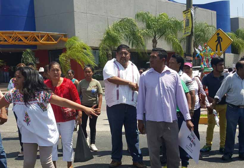 Se desata enfrentamiento en  visita de Meade en la Costa de Oaxaca. Noticias en tiempo real