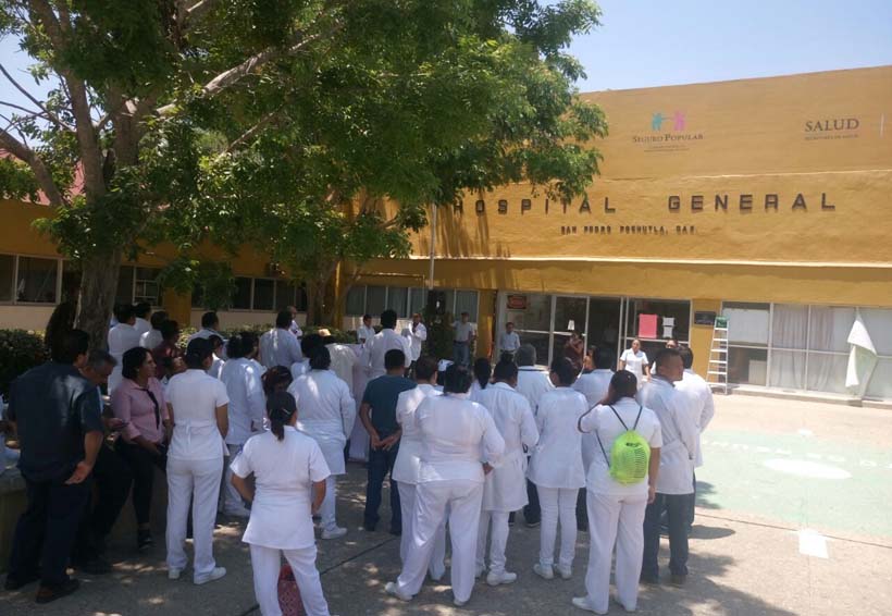 Se solidarizan médicos en Pochutla  con doctor juzgado por negligencia