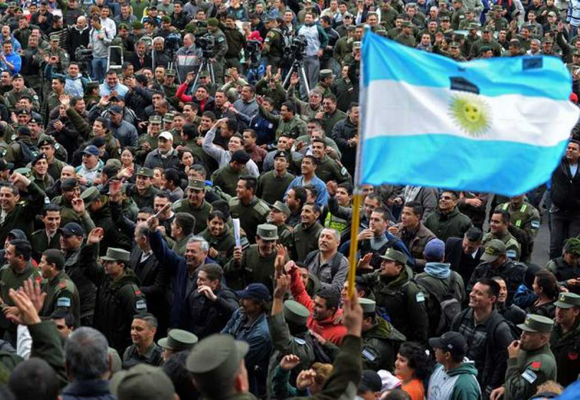Logran acuerdo salarial en Argentina tras tensas negociaciones. Noticias en tiempo real