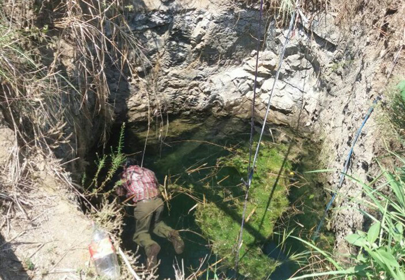 Hallan cadáver flotando en un pozo en Amatengo, Oaxaca. Noticias en tiempo real