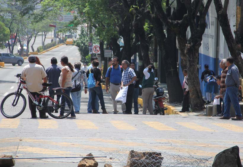 Protestan habitantes de Xochimilco, Oaxaca contra nueva tienda de conveniencia. Noticias en tiempo real