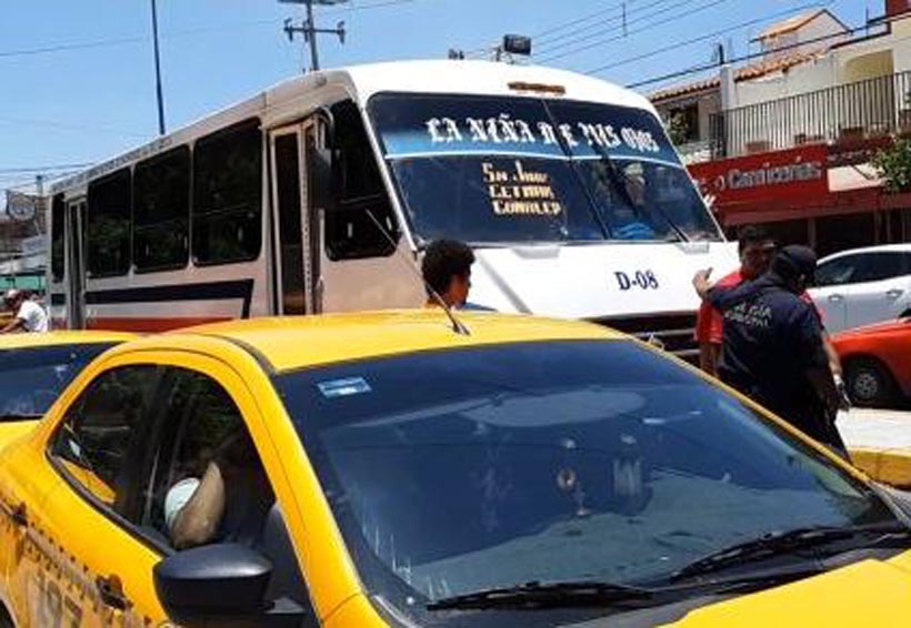 Gresca entre taxistas y urbaneros de Salina Cruz, Oaxaca. Noticias en tiempo real