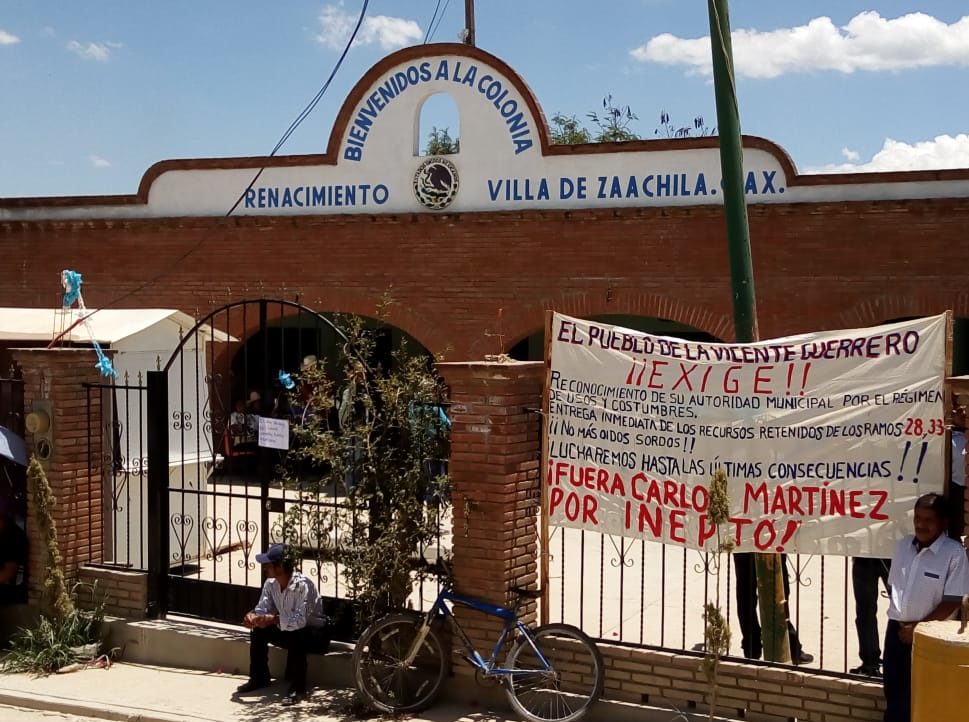Toman basurero por conflicto en agencia municipal de Zaachila, Oaxaca. Noticias en tiempo real
