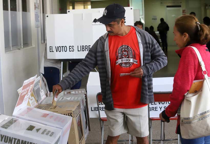 Se quedan sin votar en casillas especiales de Oaxaca. Noticias en tiempo real