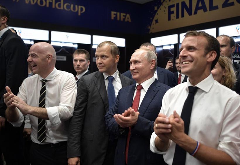 Video: mandatarios de Francia, Rusia y Croacia, celebran con jugadores en el vestuario. Noticias en tiempo real