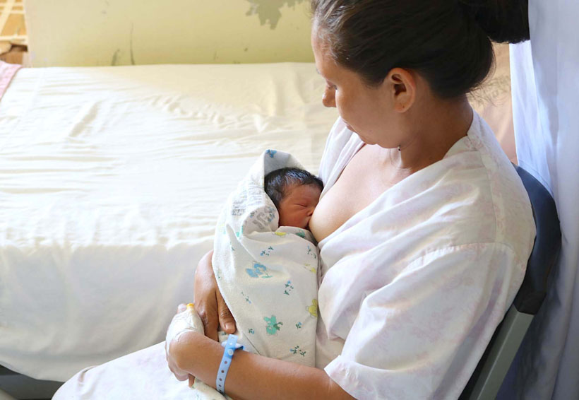 Lactancia materna; clave para supervivencia infantil. Noticias en tiempo real