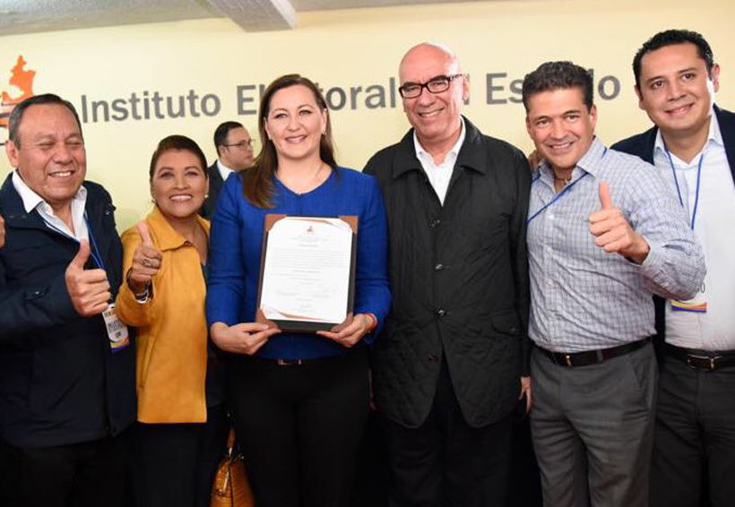Erika Alonso recibe constancia como gobernadora de Puebla. Noticias en tiempo real