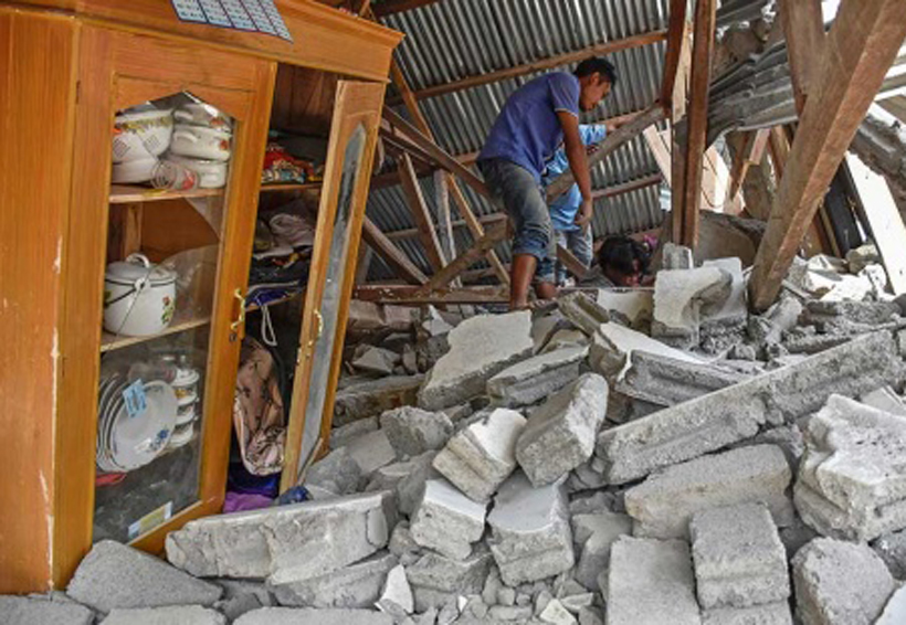 Por lo menos 14 muertos por sismo en Indonesia. Noticias en tiempo real