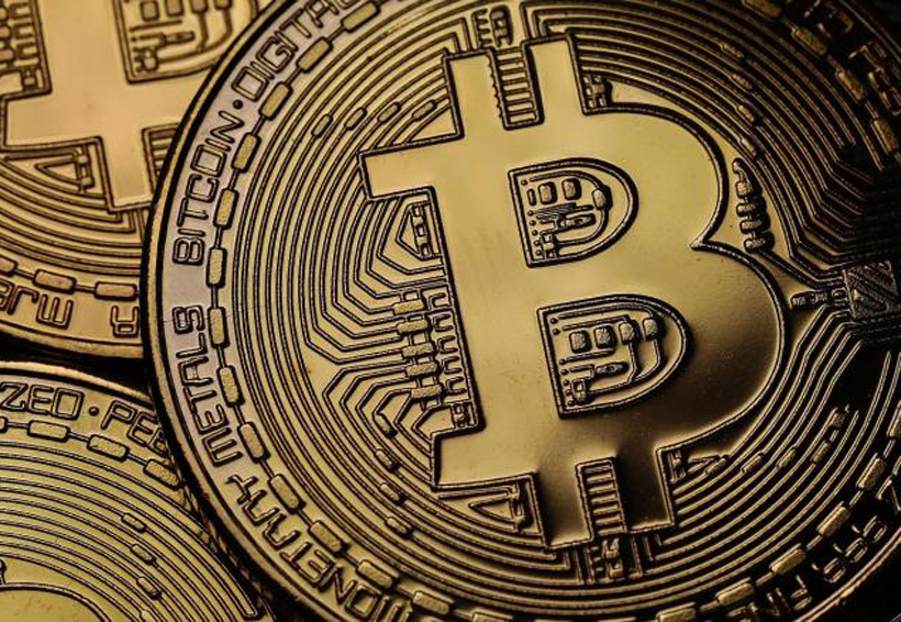 Bitcoin rompe barrera de los 7,000 dólares. Noticias en tiempo real