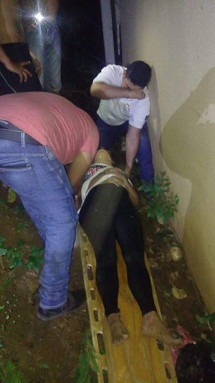 Mujer intenta suicidarse al arrojarse al vacío en Pinotepa. Noticias en tiempo real
