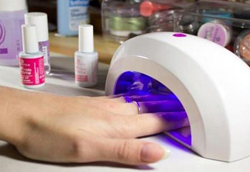 Exponer las uñas a rayos UV podría detonar cáncer de piel. Noticias en tiempo real