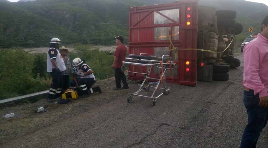 Volcadura fatal de indocumentados  en Guegoyache. Noticias en tiempo real