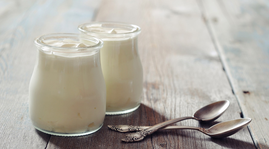 Alto contenido en azúcar vuelve al yogur alimento no saludable. Noticias en tiempo real