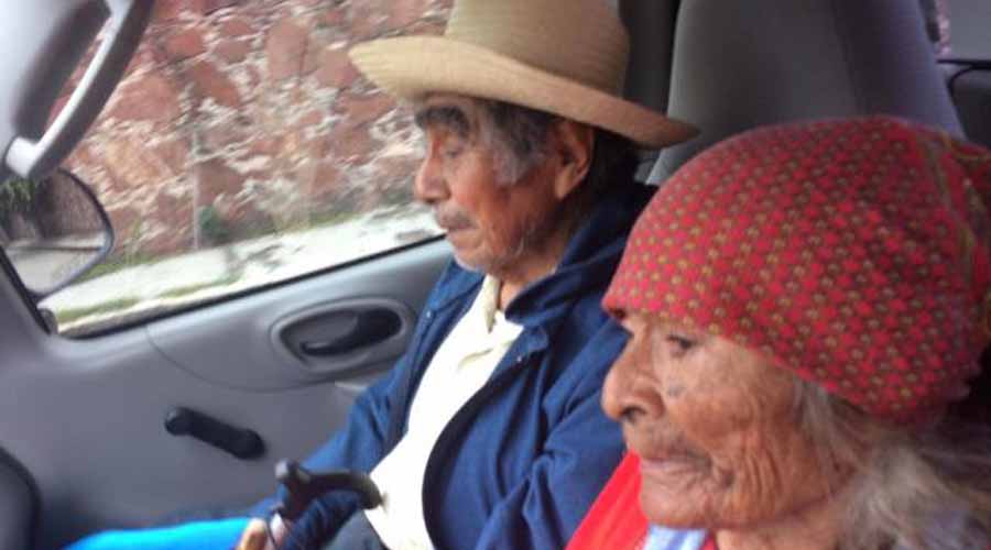En Huajuapan continúa búsqueda de  taxista que robo a abuelos. Noticias en tiempo real