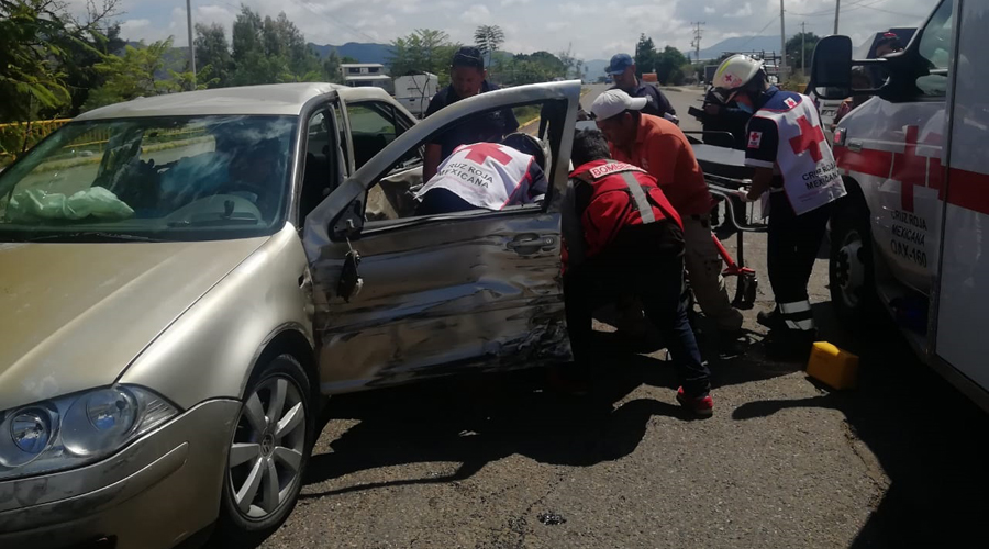 Choque en tramo  Tlacolula–Mitla deja dos lesionados. Noticias en tiempo real