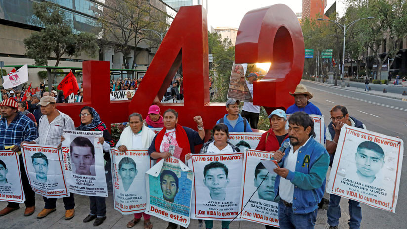 Recompensa de hasta 10 millones de pesos por paradero de homicida de los 43 de Ayotzinapa. Noticias en tiempo real
