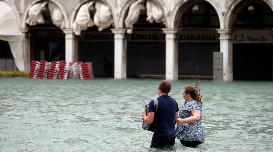 Temporal inunda Venecia, más de lo normal. Noticias en tiempo real
