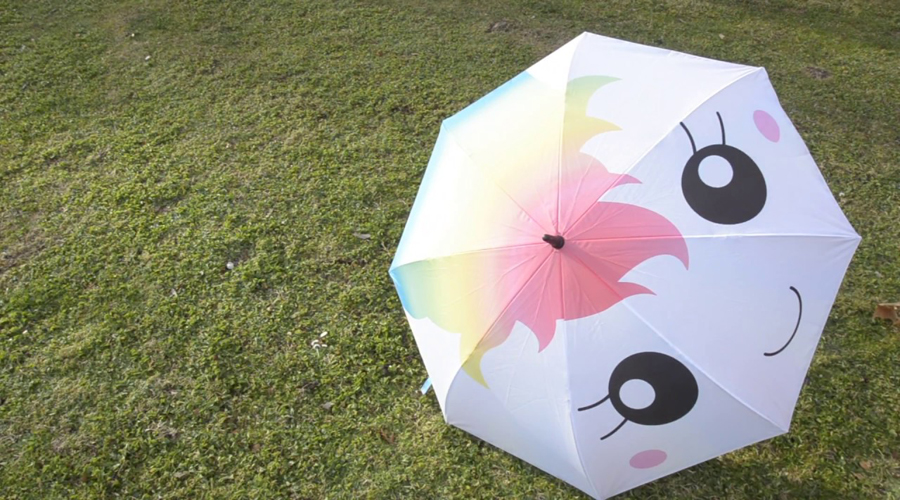 Protégete de la lluvia con los paraguas más bonitos de esta temporada. Noticias en tiempo real