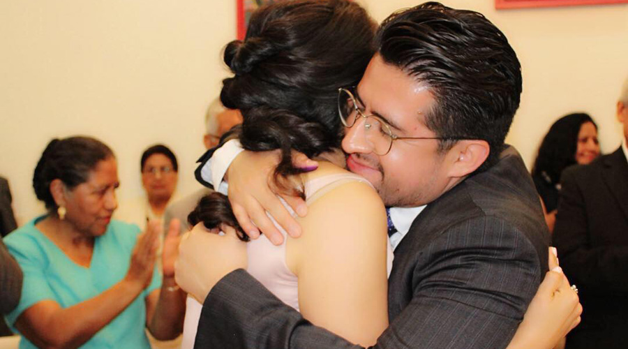Estela y Miguel Ángel unieron sus vidas en matrimonio. Noticias en tiempo real