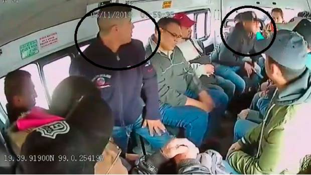 Video: Graban asalto en transporte público en el EdoMex; exigen depósito de 100 mil pesos al chofer. Noticias en tiempo real