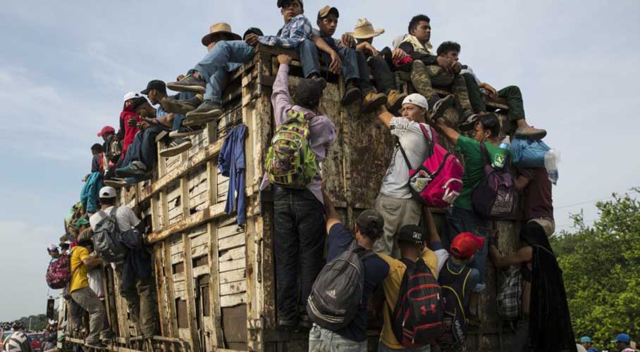 México pide a salvadoreños ingreso legal; advierte del riesgo de abordar tráileres. Noticias en tiempo real