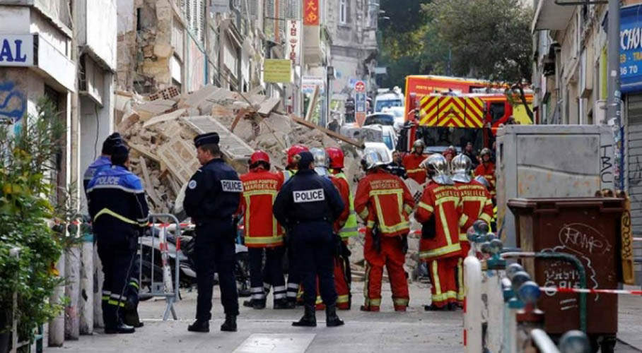 Suman tres muertos tras derrumbe de edificios en Francia. Noticias en tiempo real