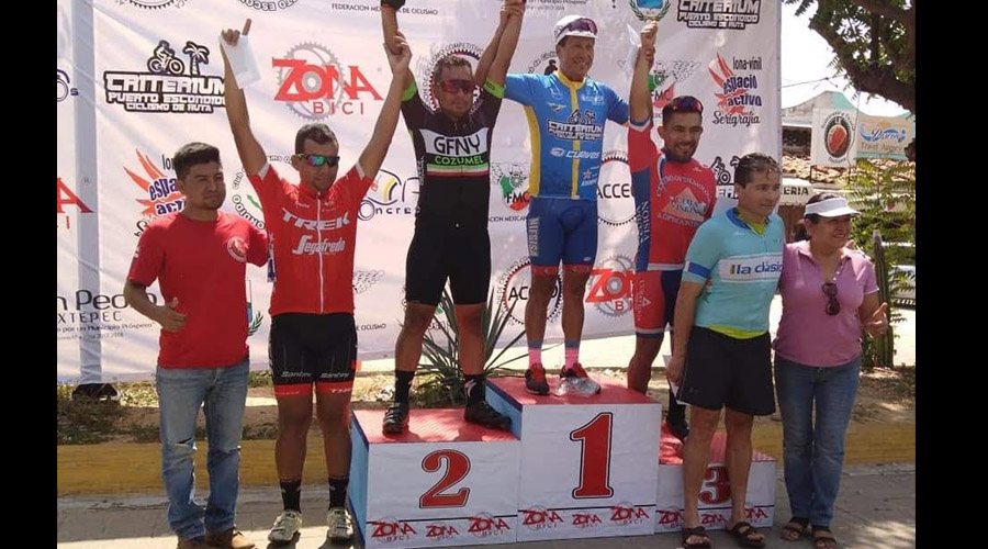 Realizan competencia de ciclismo en “Fiestas de Noviembre” en Puerto Escondido. Noticias en tiempo real