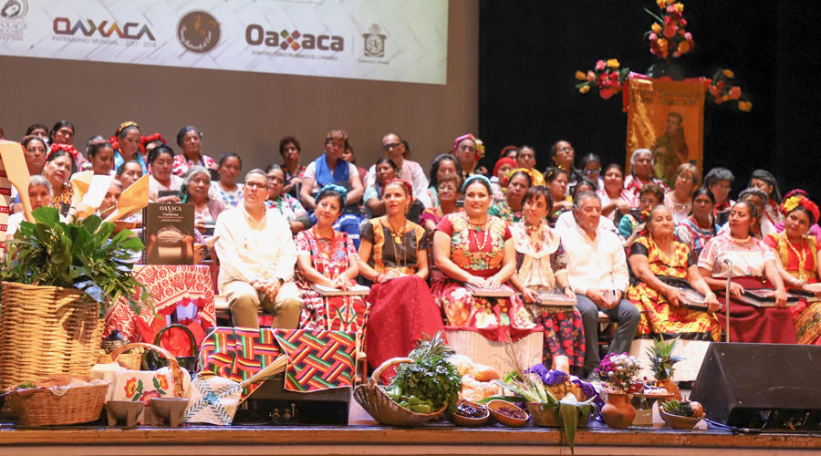Realizan presentación del libro “Oaxaca y sus cocineras”. Noticias en tiempo real
