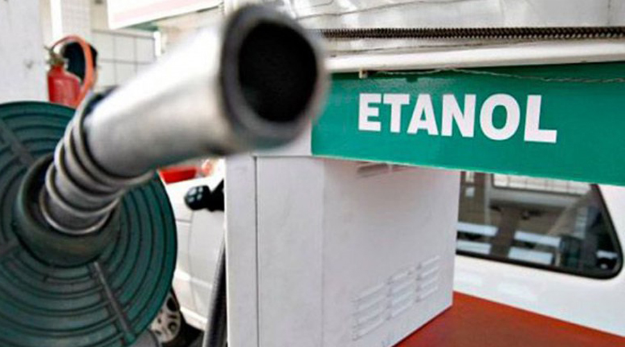 Etanol puede quitarle dos pesos al precio de la gasolina. Noticias en tiempo real