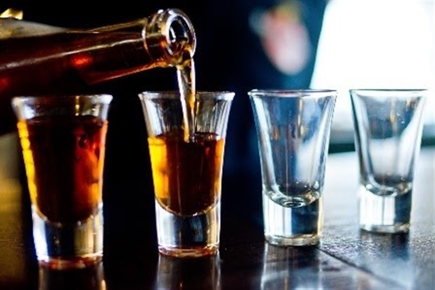 El clima podría influir en el alcoholismo, señala estudio. Noticias en tiempo real