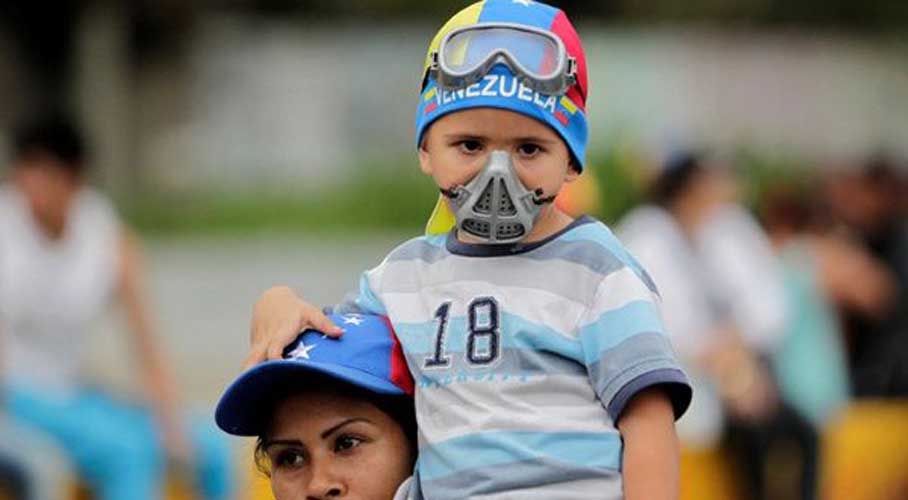 Niños son captados con alimentos por bandas criminales en Venezuela: ONG. Noticias en tiempo real