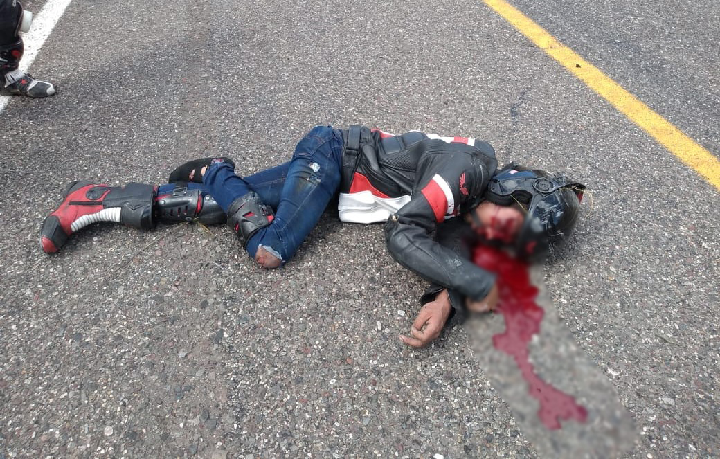 Muere joven motociclista al derrapar en la Mixteca. Noticias en tiempo real