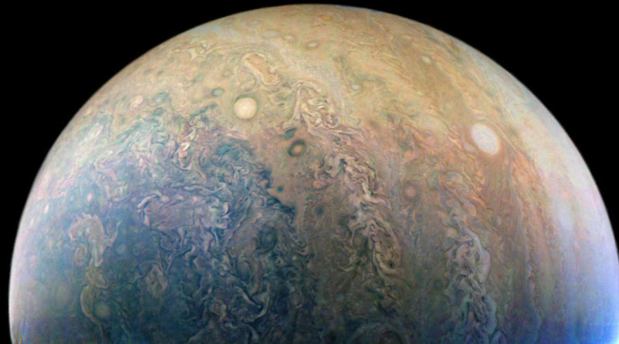 Las impresionantes imágenes de Júpiter tomadas por la sonda Juno de la NASA. Noticias en tiempo real