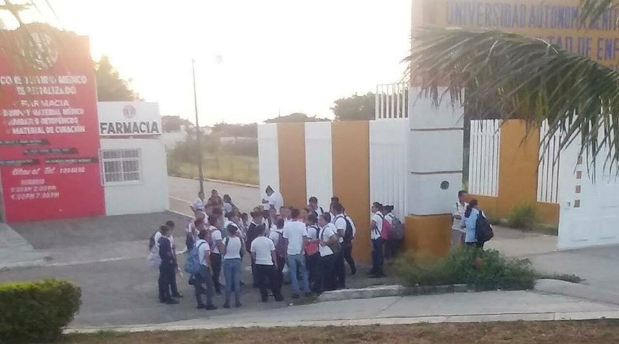 Apoyan escuelas de Tehuantepec  paro en UABJO. Noticias en tiempo real