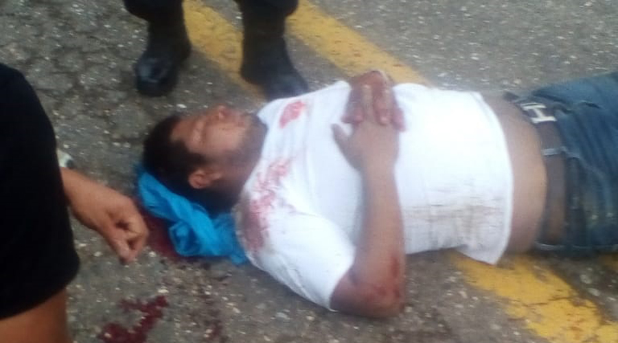 Se lesiona hombre al derrapar motocicleta en Santa María Petapa. Noticias en tiempo real