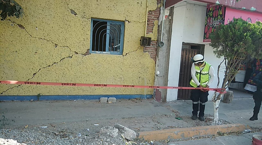 Acordonan inmuebles en riesgo en Juchitán por sismo de 6.5. Noticias en tiempo real