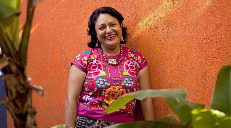 Irma Pineda pide acceso de mujeres a educación